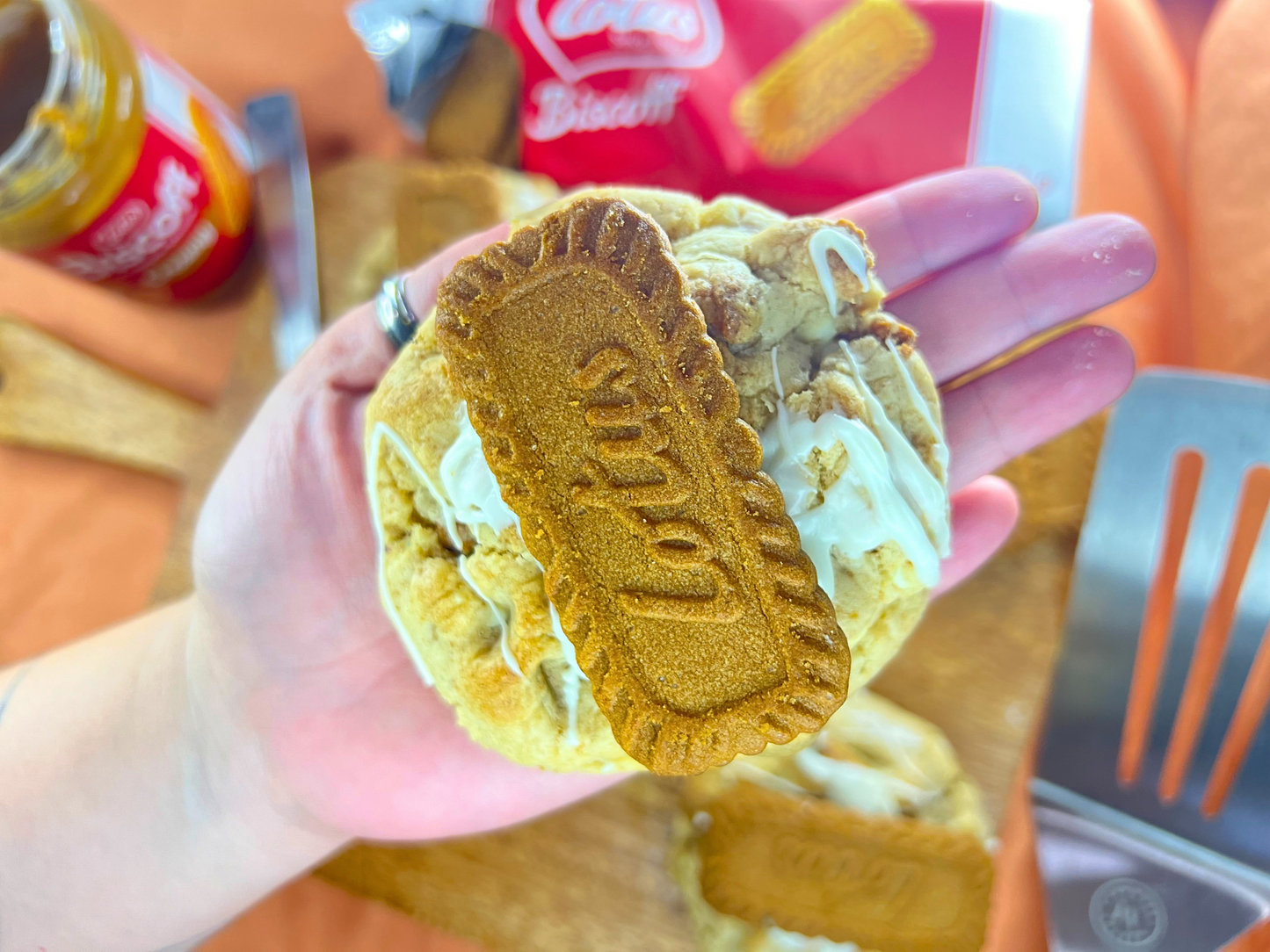 Biscoff Overdose Chunky Cookies