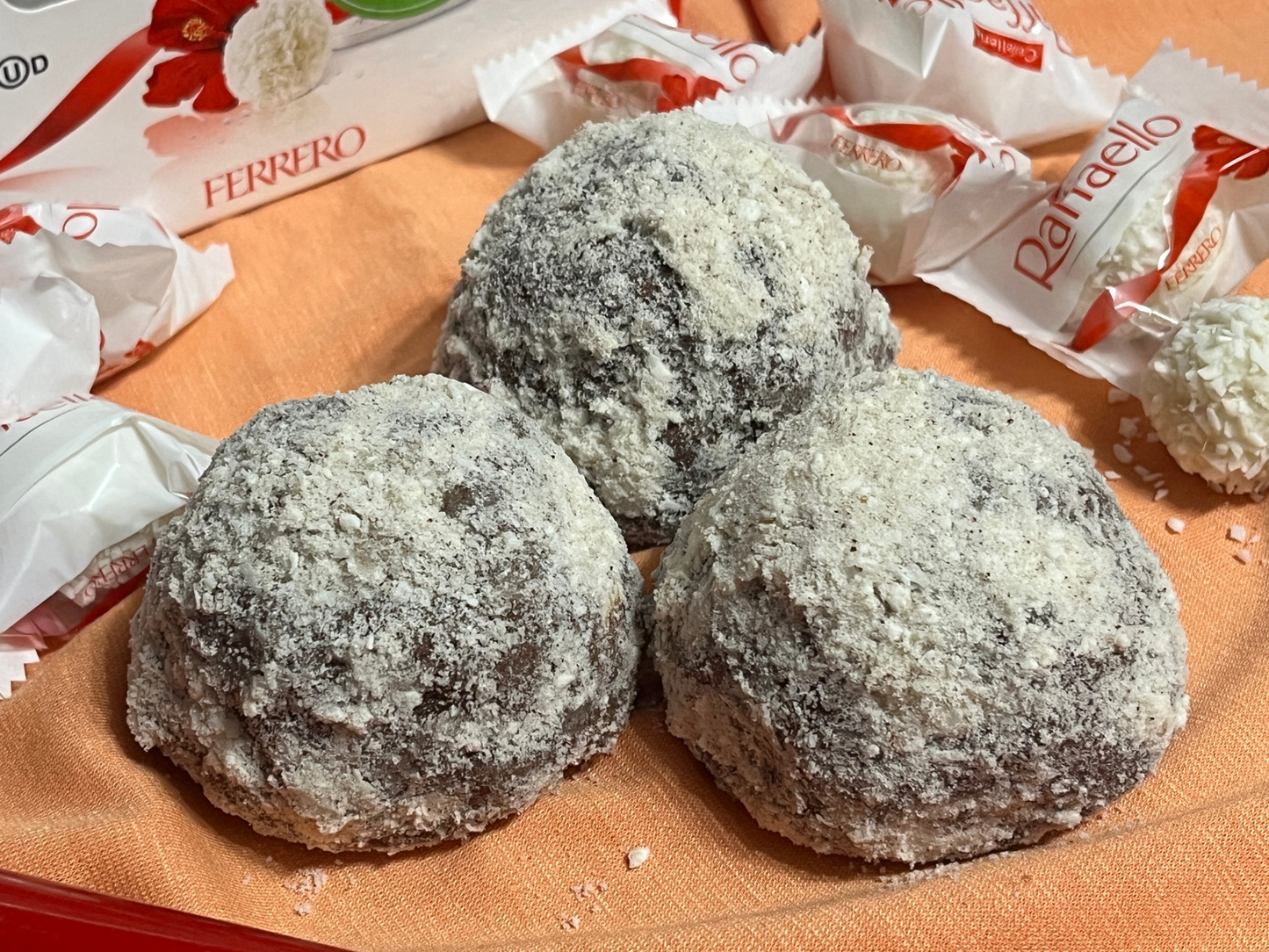 Snowball Nutmeg Chunky Cookie